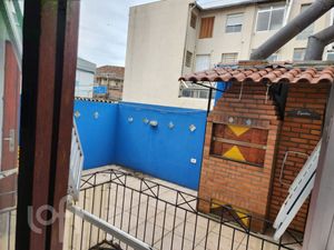 Image 19 - 898055