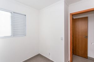 Image 10 - 898063