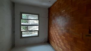 Image 3 - 898065