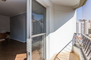 Image 4 - 898068