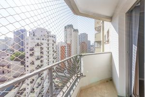 Image 6 - 898068
