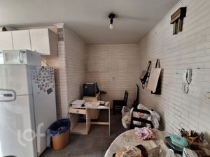 Image 17 - 898079