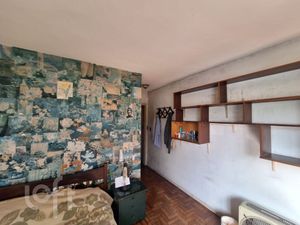 Image 12 - 898079