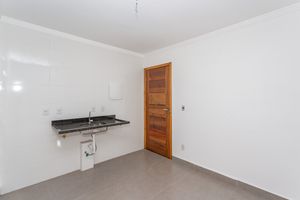 Image 3 - 898081