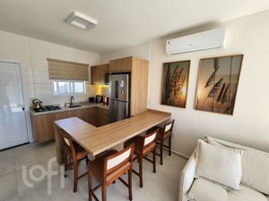 Image 8 - 898082