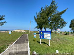 Image 36 - 898082