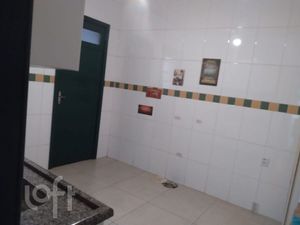 Image 5 - 898091
