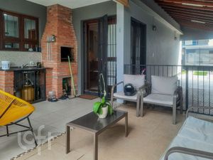 Image 8 - 898093