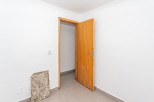Image 19 - 898096