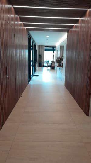 Image 8 - 898217