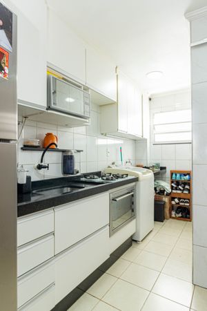 Image 9 - 898221