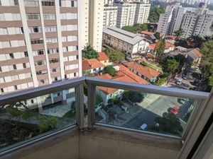 Image 10 - 898223