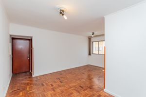 Image 3 - 898224