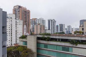 Image 6 - 898225
