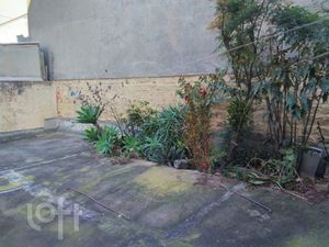 Image 7 - 898234