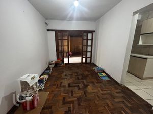 Image 2 - 898234