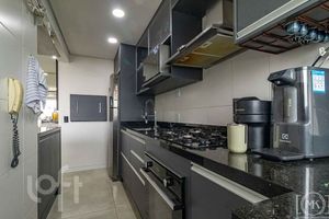 Image 6 - 898248