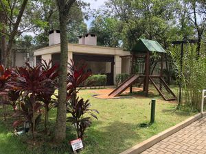 Image 14 - 898249