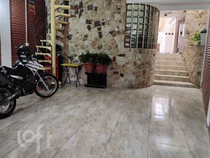 Image 17 - 898253