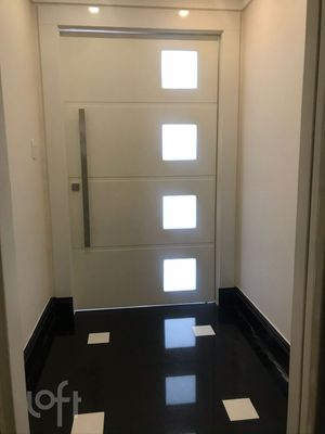Image 8 - 898258