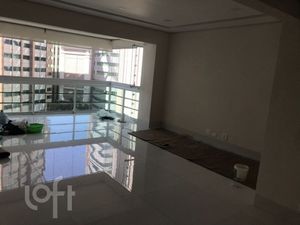 Image 11 - 898258