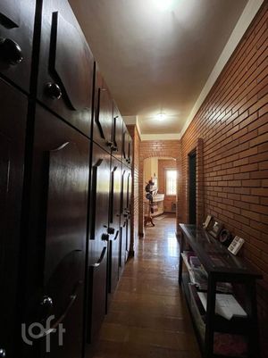Image 24 - 898259