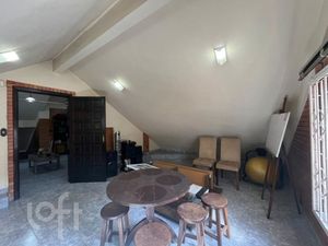 Image 34 - 898259