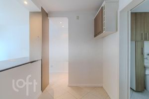 Image 3 - 898260