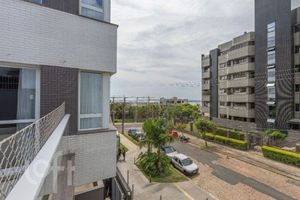 Image 13 - 898264