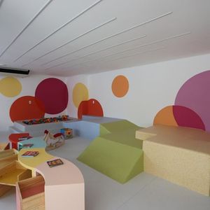 Image 31 - 898266