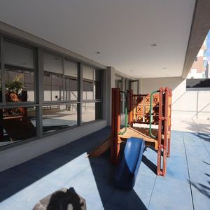 Image 37 - 898266