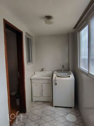 Image 9 - 898267