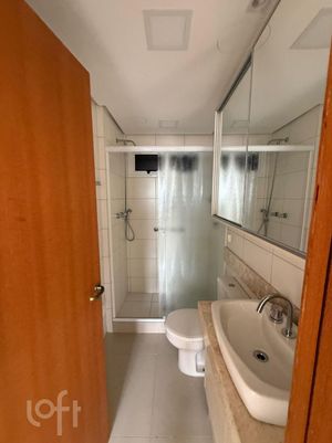 Image 8 - 898278