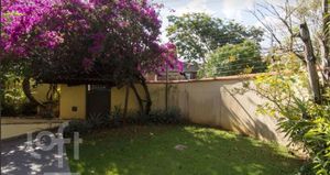 Image 33 - 898281