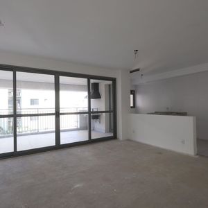 Image 34 - 898282