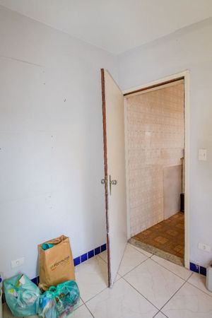 Image 34 - 898286