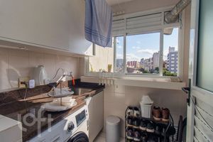 Image 7 - 898289