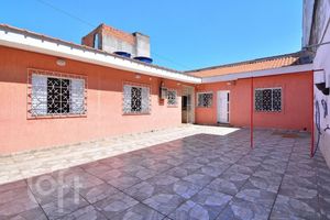 Image 9 - 898290