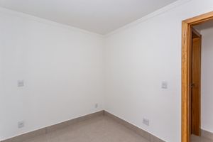 Image 11 - 898298
