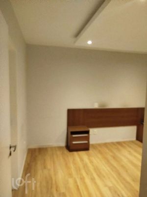 Image 12 - 898301