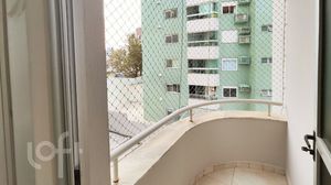 Image 13 - 898304