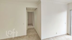 Image 6 - 898304