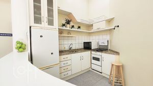 Image 21 - 898304