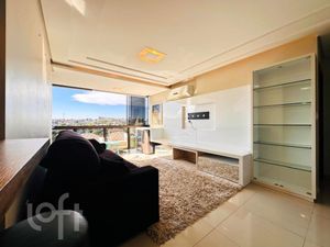 Image 8 - 898307