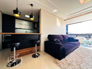 Image 9 - 898307
