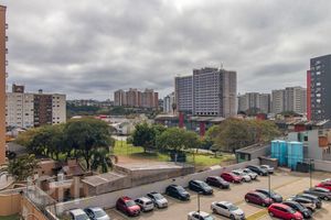 Image 16 - 898308