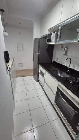 Image 3 - 898311