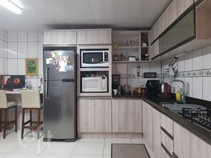 Image 18 - 898323