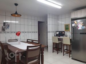 Image 17 - 898323
