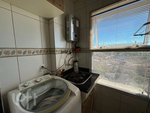 Image 10 - 898340